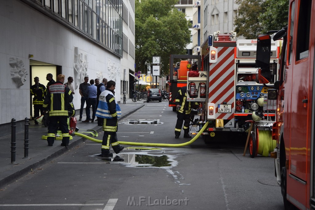 Feuer 2 WDR Koeln Altstadt Nord An der Rechtschule P020.JPG - Miklos Laubert